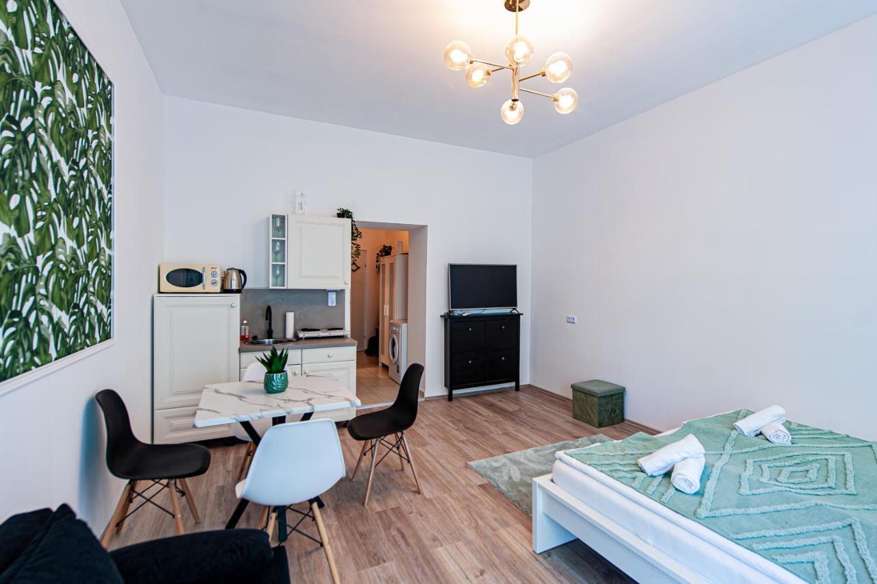 My City Apartment- Vienna Jungle Room Eksteriør bilde